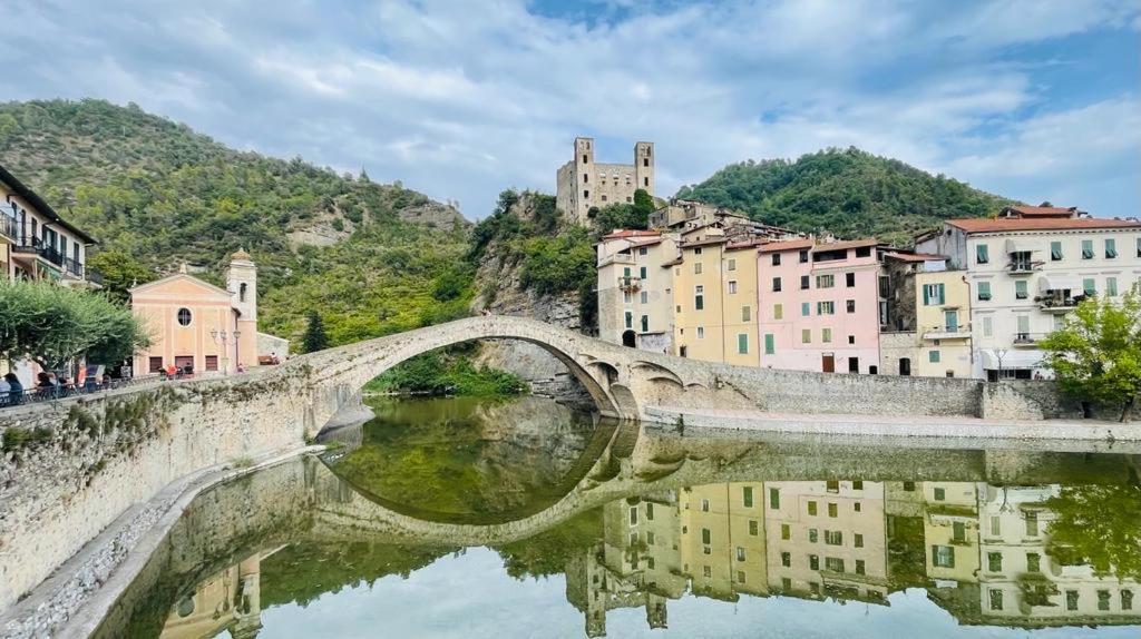 Le Bijou Di Dolceacqua, Per Un Momento Memorabile. Apartment Exterior photo